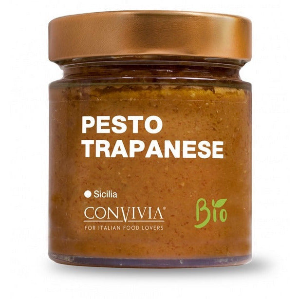 Tomato, almond and basil pesto (Sicilian pesto trapanese)